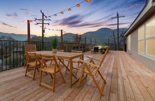 Three Rivers House | 4 Miles to Sequoia NTL Park