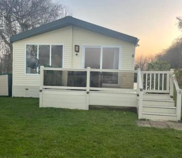 St Margaret's at Cliffe Resort | 4 Pine view