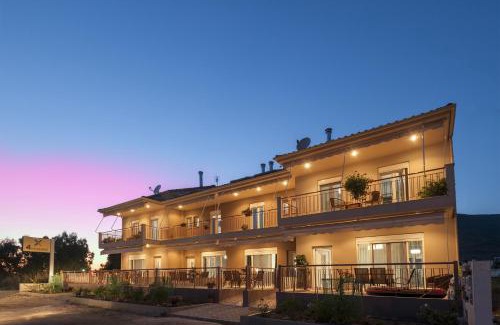 Plataria House | 4 Seasons Villas