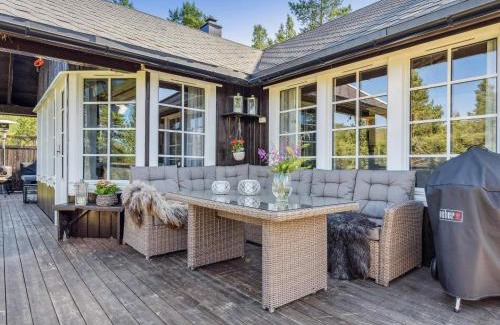 Balsfjord House | 4 star holiday home in Storsteinnes