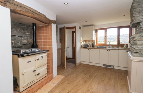 Haverthwaite Cottage | 4 THE BARNS, family friendly, character holiday cottage in Ulverston