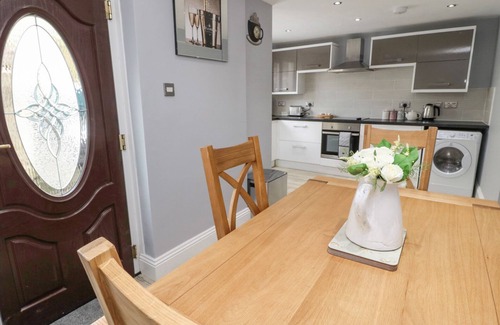 Wark Cottage | 4 TYNE VIEW, pet friendly, with open fire in Wark