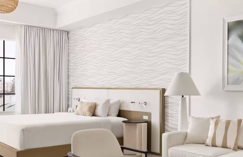 Belle Vista Hotel | 4 Units, King Partial View at The Hotel Zamora, Outdoor Pool