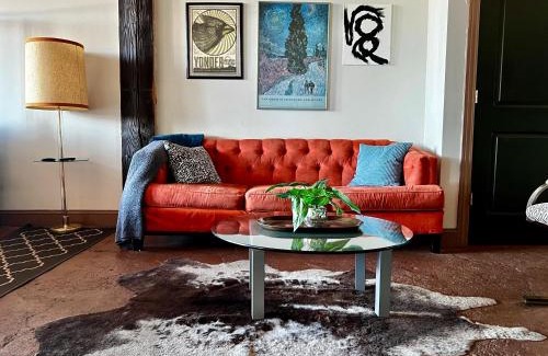 Detroit Apartment | 420 Friendly BOHO Loft Downtown KING suite FREE parking