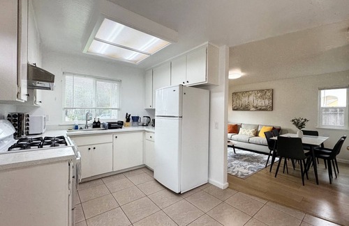 Northside House | 438 Comfortable 4BR Heart Dtown SanJose close to SJSU