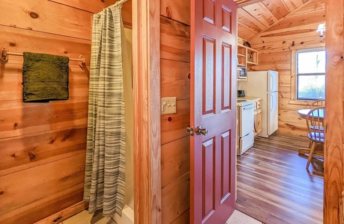 Mountain View House | #44 Pinewood Cabin ~ next to the square