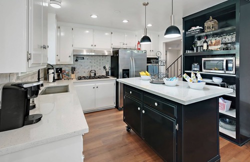 Harbor House | 4B 2B Home in Carson Near Harbor UCLA Hospital