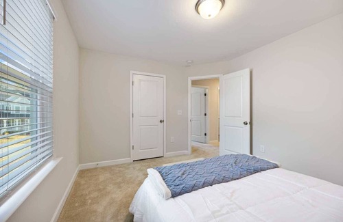 Clayton House | 4B3B/Golf Club/Harris Teeter in Clayton #41949