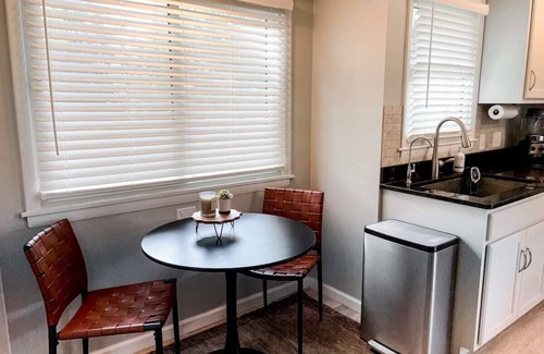 Lincoln House | 4bd 2b 9 guests | Great Backyard | Ping Pong Table