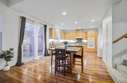 Vallejo House | 4BD/3BA Spacious Mare Island Home -> Billiards+BBQ