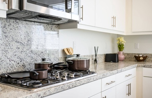 Patton House | 4bd/7 beds/Modern style/Elegant/comfortable