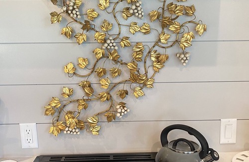 Twin Lakes House | 4Bed 3.5Ba Cozy New Construction! Close to Lake Geneva!