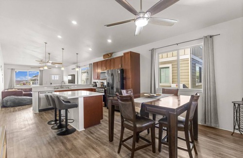 Ewa House | 4BR/2.5BA New Build | Pool | W/D | Garage | Park