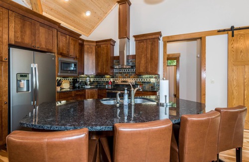 Nashville Cabin | 4BR, 3BA cabin