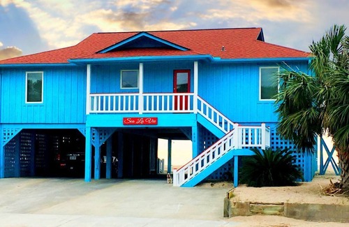 Edisto Island House | 4BR/4Bth Direct Oceanfront,House,Covered Porch and fireplace!