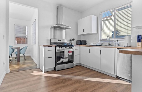 Tracy House | 4BR Getaway in Tracy, 2 Min to Hwy, 20% Off Monthly