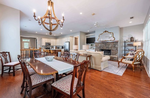 Reynolds Landing House | 4BR Lake Oconee Gem - Golf Views & Kid-Friendly