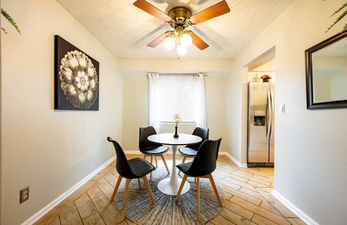 Acton House | 4BR w/Pool Table & Game Room, Near DT, Sleeps 11