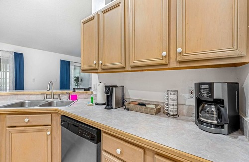 Clermont House | 4BR w/Private HEATED Pool + Hot Tub + Grill