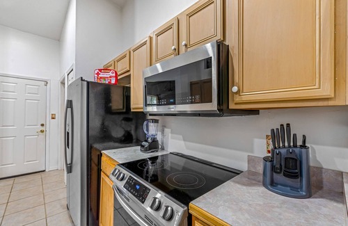 Clermont House | 4BR w/Private HEATED Pool + Hot Tub + Grill