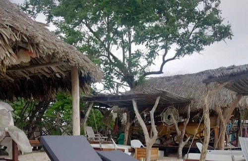 Bocachica Cabin | 4C2-R Cabin on Baru Island