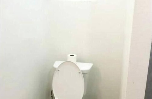 Sunrise Manor Apartment | 5. 6.8Mi To E.D.C 10.9Mi To strip 7Mi To Fremont