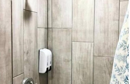 Sunrise Manor Apartment | 5. 6.8Mi To E.D.C 10.9Mi To strip 7Mi To Fremont