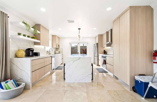 Coral Terrace House | 5-BD,3-BA Dreamy Vacation Retreat in Coral Terrace