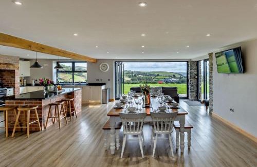 Builth Wells House | 5 Bed in Hay-on-Wye 78163