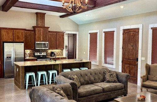 Sabinal House | 5 Bed Room House with Pool, Pickleball, Basketball, Sand Volley Ball on Hole #1