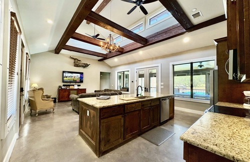 Sabinal House | 5 Bed Room House with Pool, Pickleball, Basketball, Sand Volley Ball on Hole #1