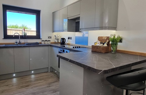 Muchelney Cottage | 5 bedroom accommodation in Somerton
