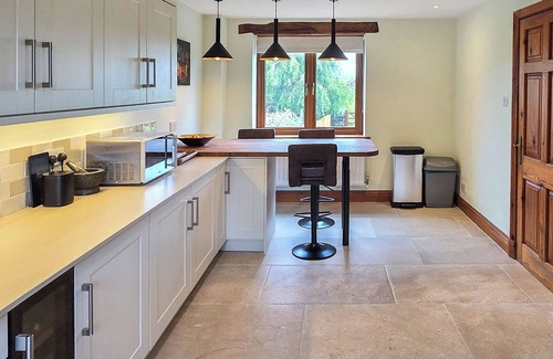 Kendal Cottage | 5 bedroom accommodation in Halfpenny, near Kendal