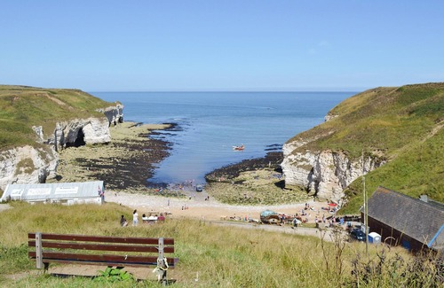 Muston Cottage | 5 bedroom accommodation in Muston, near Filey