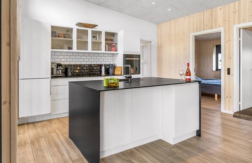 Oster Hurup House | 5 bedroom cozy home in Hadsund