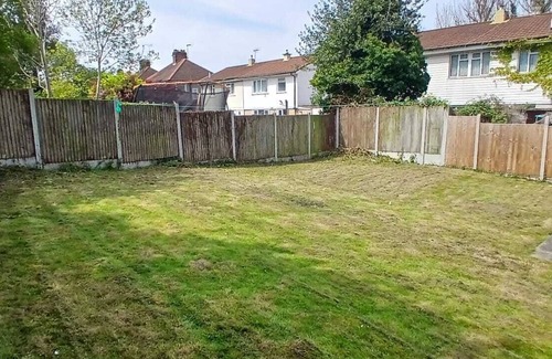 Fordwich House | 5 Bedroom House, Sleep 12, with 7 beds, free on-site parking & free st parking.