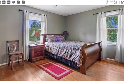 Olney House | 5 bedroom OLNEY MD entire house Close to Wash.DC