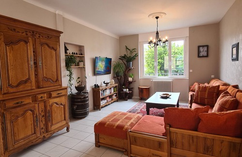 Pontorson House | 5 bedroom townhouse