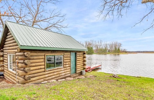 Honey Creek House | 5 BR Lake home with lakeside cabin and amazing views. Year round lake activity