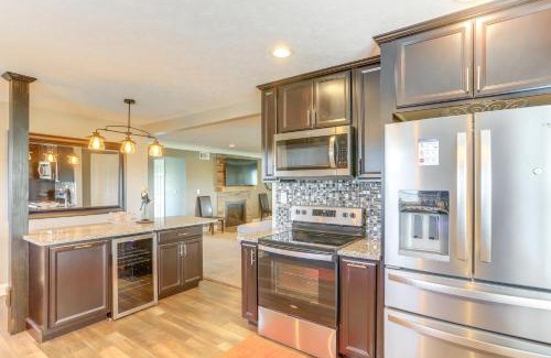 Port Clinton House | 5 Mi to Lake Port Clinton Home with Gazebo and Grill!