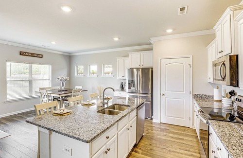 Athens House | 5 Mi to The Square: Athens Home w/Pool Access!