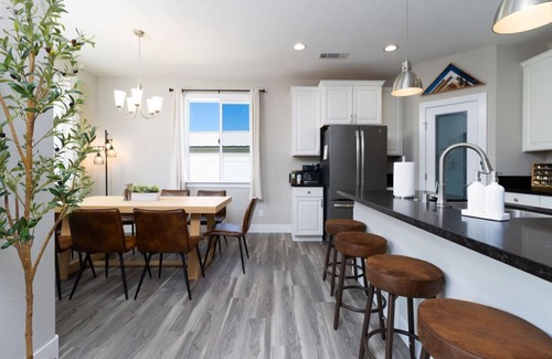 Redding House | 5 min to Bike Trails~Redding Retreat