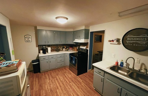 Roseland House | 5 Minutes from Notre Dame stadium