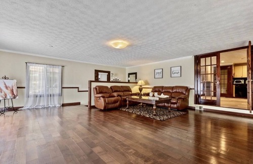 Duluth House | 5 minutes to shopping mall restaurants and highway