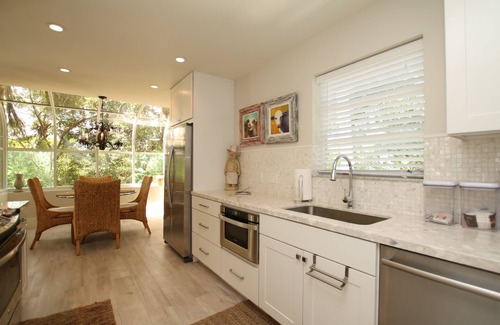 Islamorada House | 5 Star Modern Oceanfront Islamorada Townhome on the Beach!