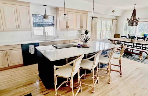 Seabrook Island House | 5 star Seabrook SEArenity 5bd/4.5bath under new mgmt. Free Golf cart in Aug&Sep