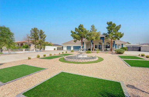 Foothills Villa | 5 Themed BDs Luxury Estate w Pool, Spa & Game Room close to Las Vegas