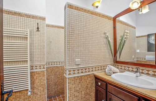 Santa Maria del Cami Bed & Breakfast | 5* wellness chalet near Palma de Mallorca