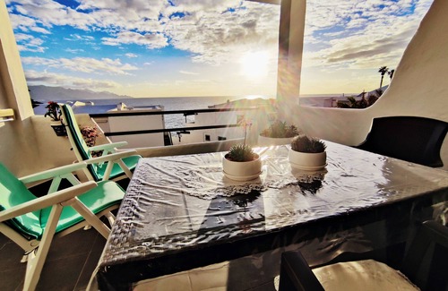 Galdar Apartment | 50 METERS FROM THE SEA: HOLIDAY APARTMENT IN NICE AND RELAXING PLACE