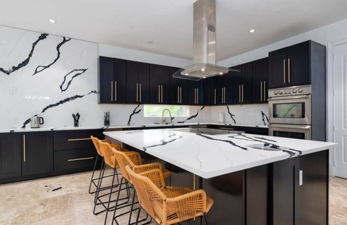 Dania Beach Villa | 5000Sf Luxe Mansion/Heated pool/Gameroom - N